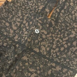 Lululemon cropped leggings